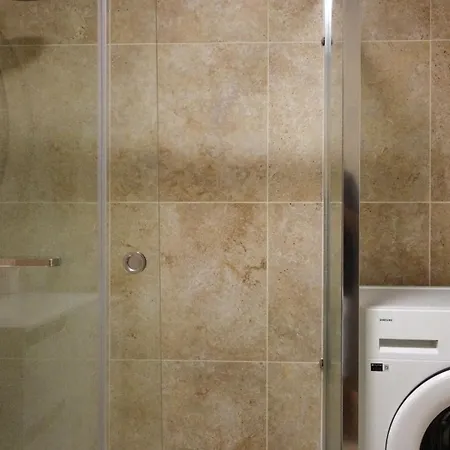 Avec Jardin Et Piscine Appartement