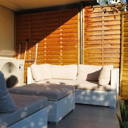 Apartamento Avec Jardin Et Piscine Niza