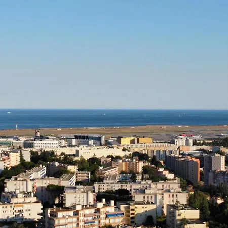 Avec Jardin Et Piscine Niza