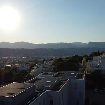 Avec Jardin Et Piscine Apartamento *